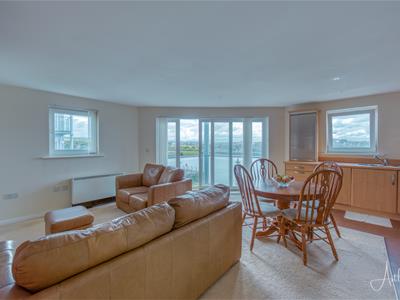 Lounge/Kitchen/Dining Room